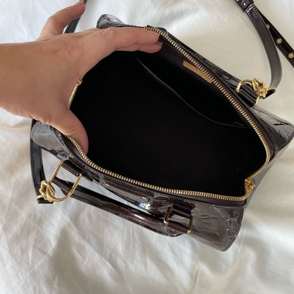 Louis Vuitton Montana Handbag Monogram Vernis Burgandy - Picture 12 of 16